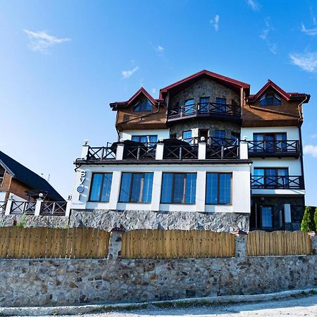 Svoi Hotel Palyanytsya Luaran gambar