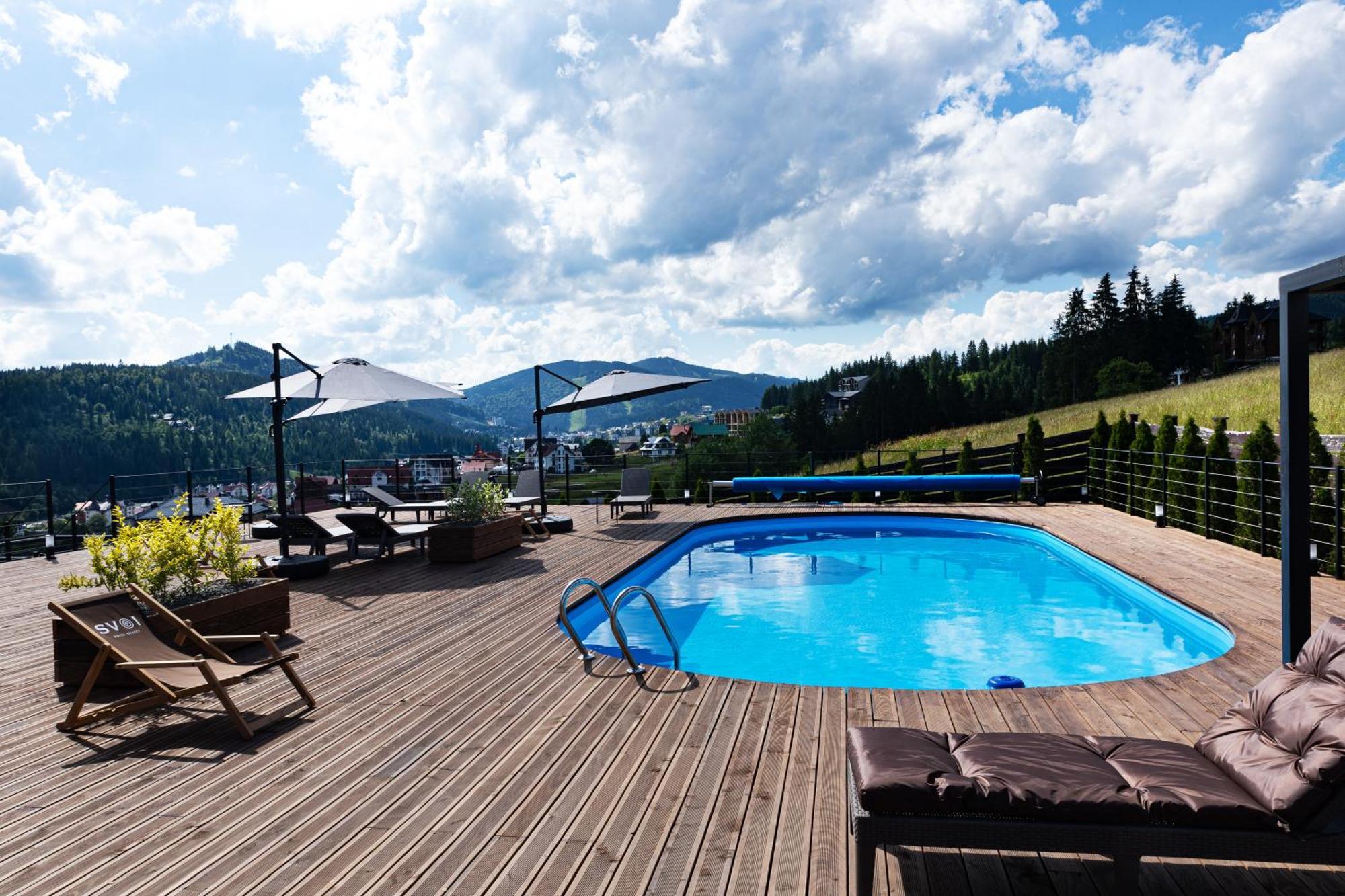 Svoi Hotel Palyanytsya Luaran gambar